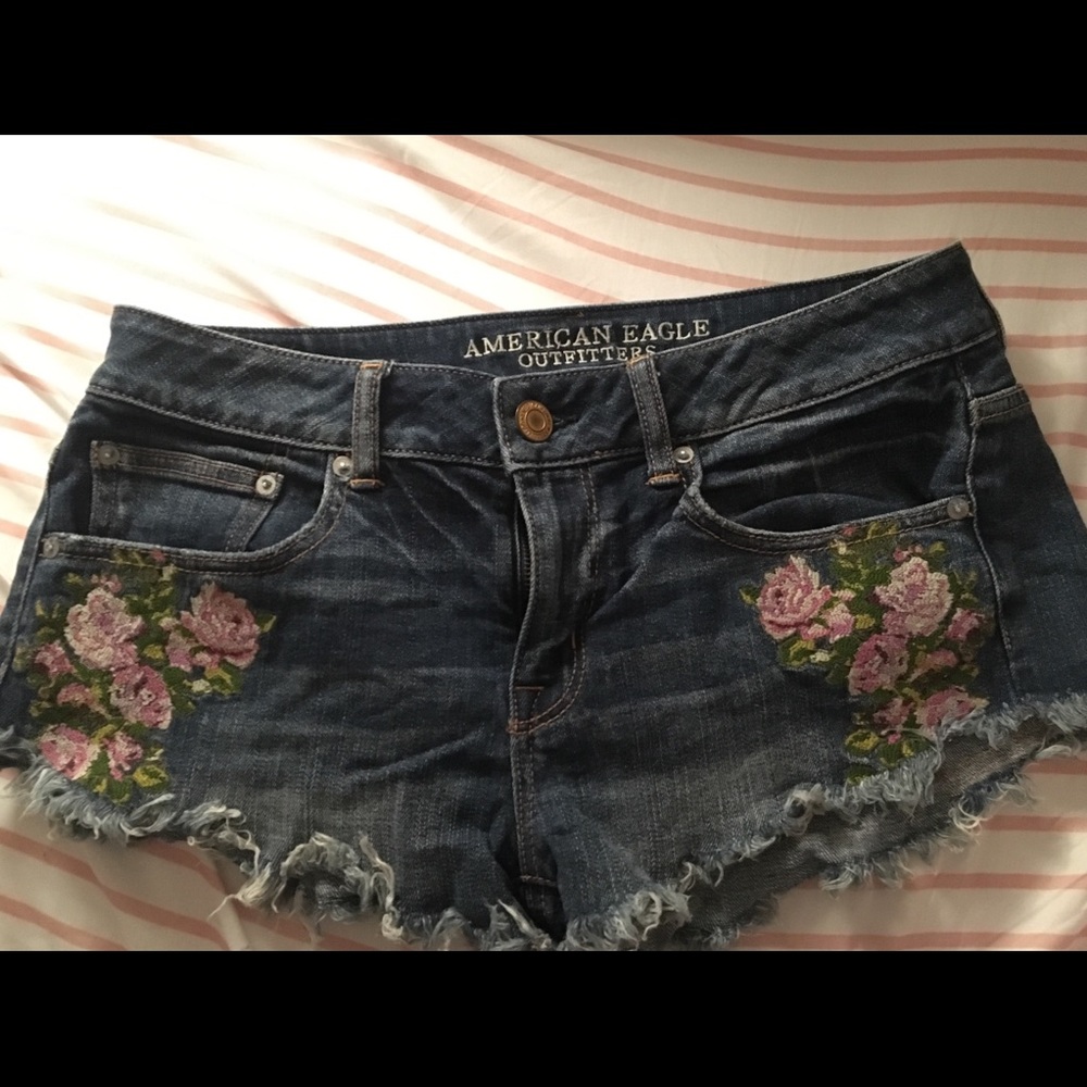 American Eagle Floral jean shorts